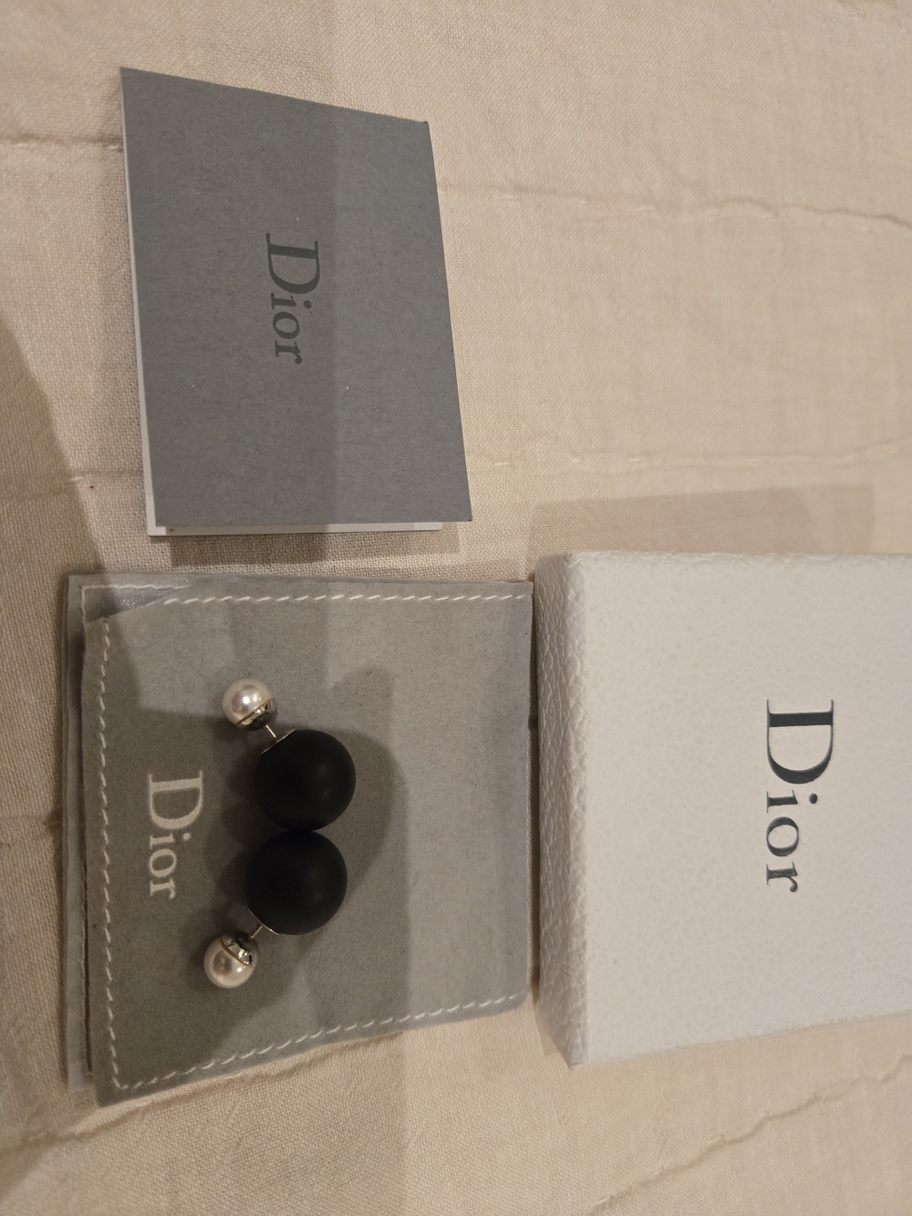 Dior Black & White Tribal Pearl Double-Sided Earrings - Picture 4 of 5